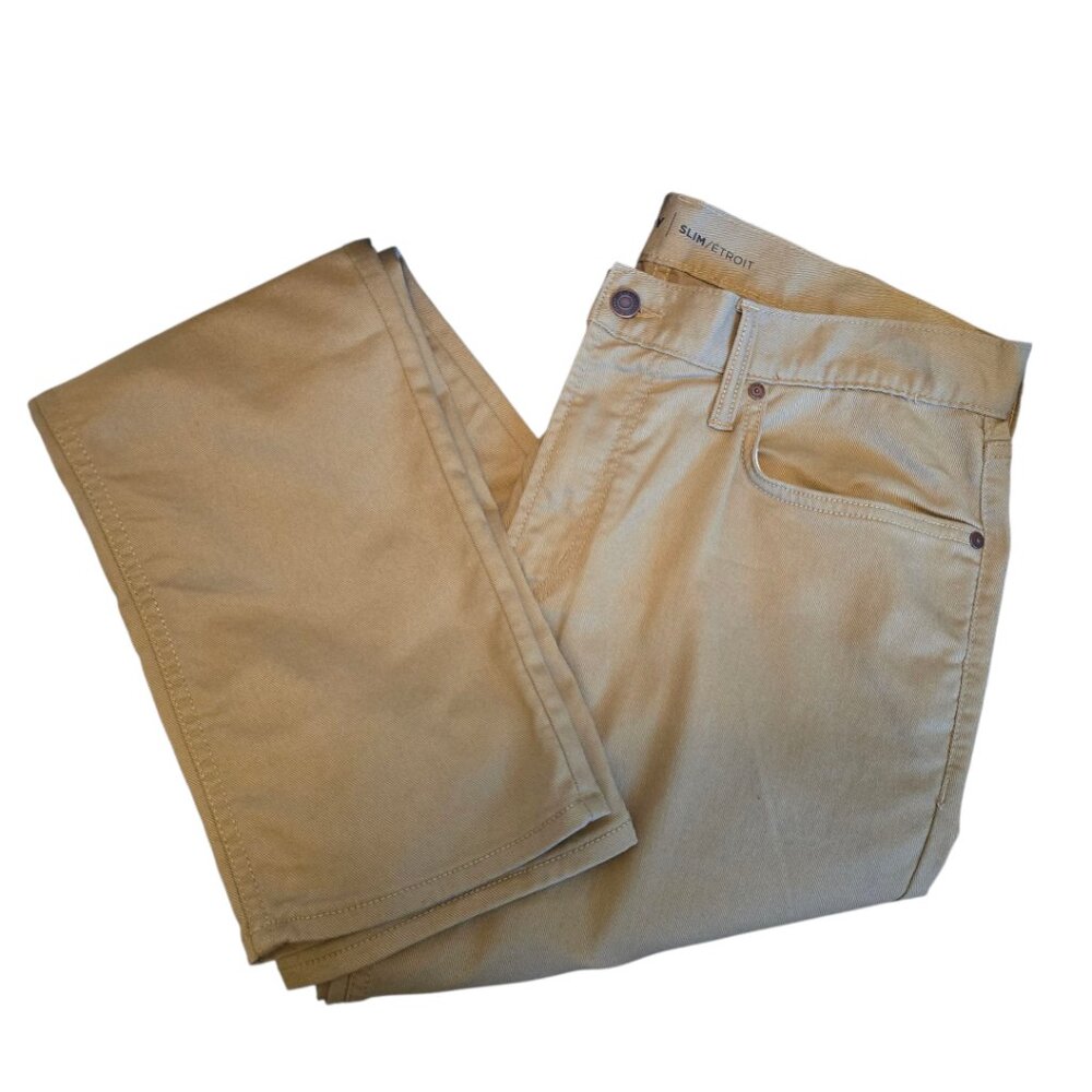 NWOT  -  Men's OLD NAVY Khaki  Slim Jeans sz 34x34  -  NWOT